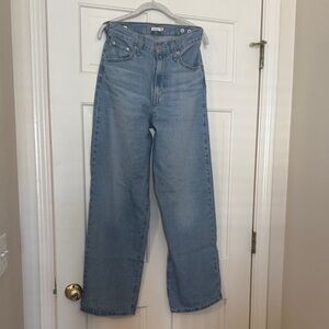 Levi’s “Cinch Baggy” high rise wide leg Jean, size 25, like new